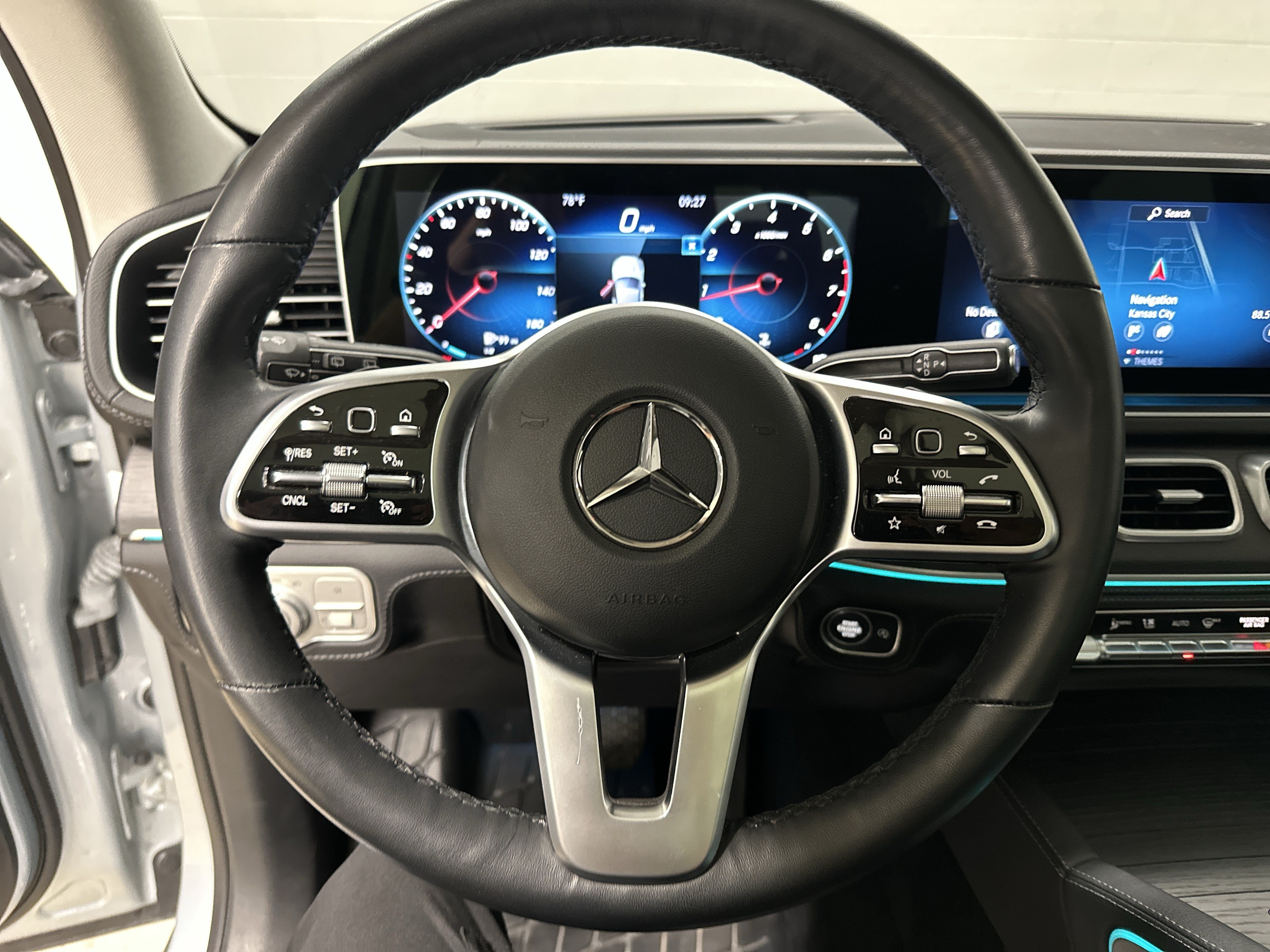 Used 2022 Mercedes-Benz GLE 350 4MATIC image 18