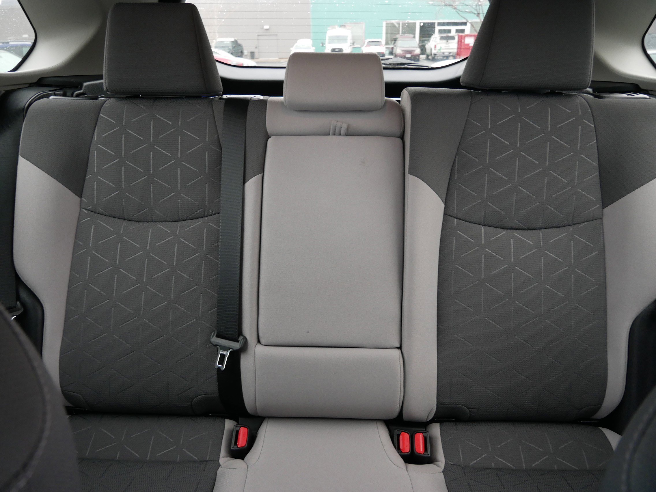 Used 2020 Toyota RAV4 XLE image 13