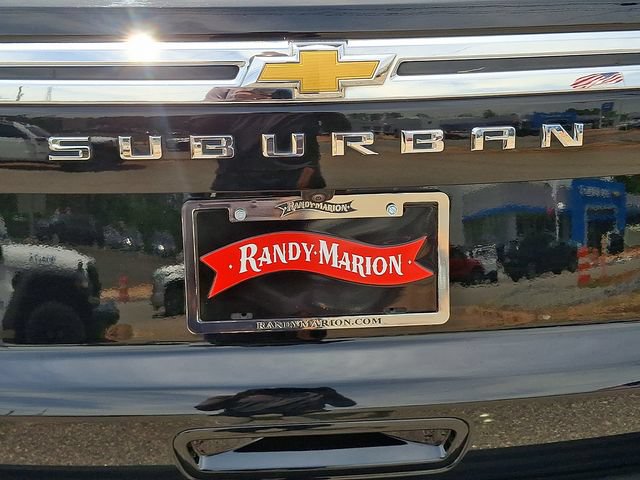 Used 2023 Chevrolet Suburban LT RWD image 25