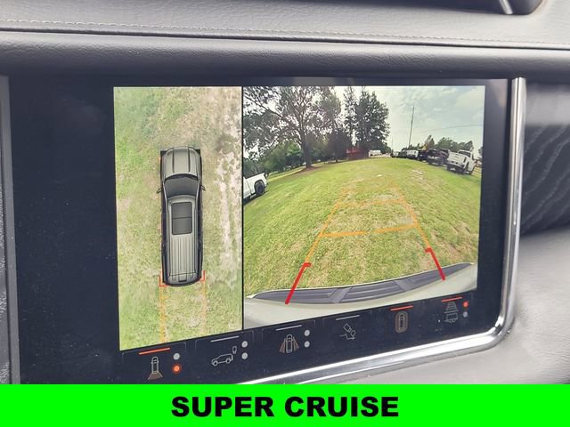 Used 2023 GMC Yukon Denali w/ Advanced Technology Package AWD/4WD image 18