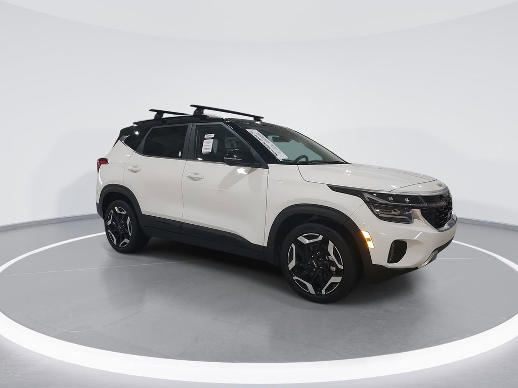 Used 2024 Kia Seltos SX image 2