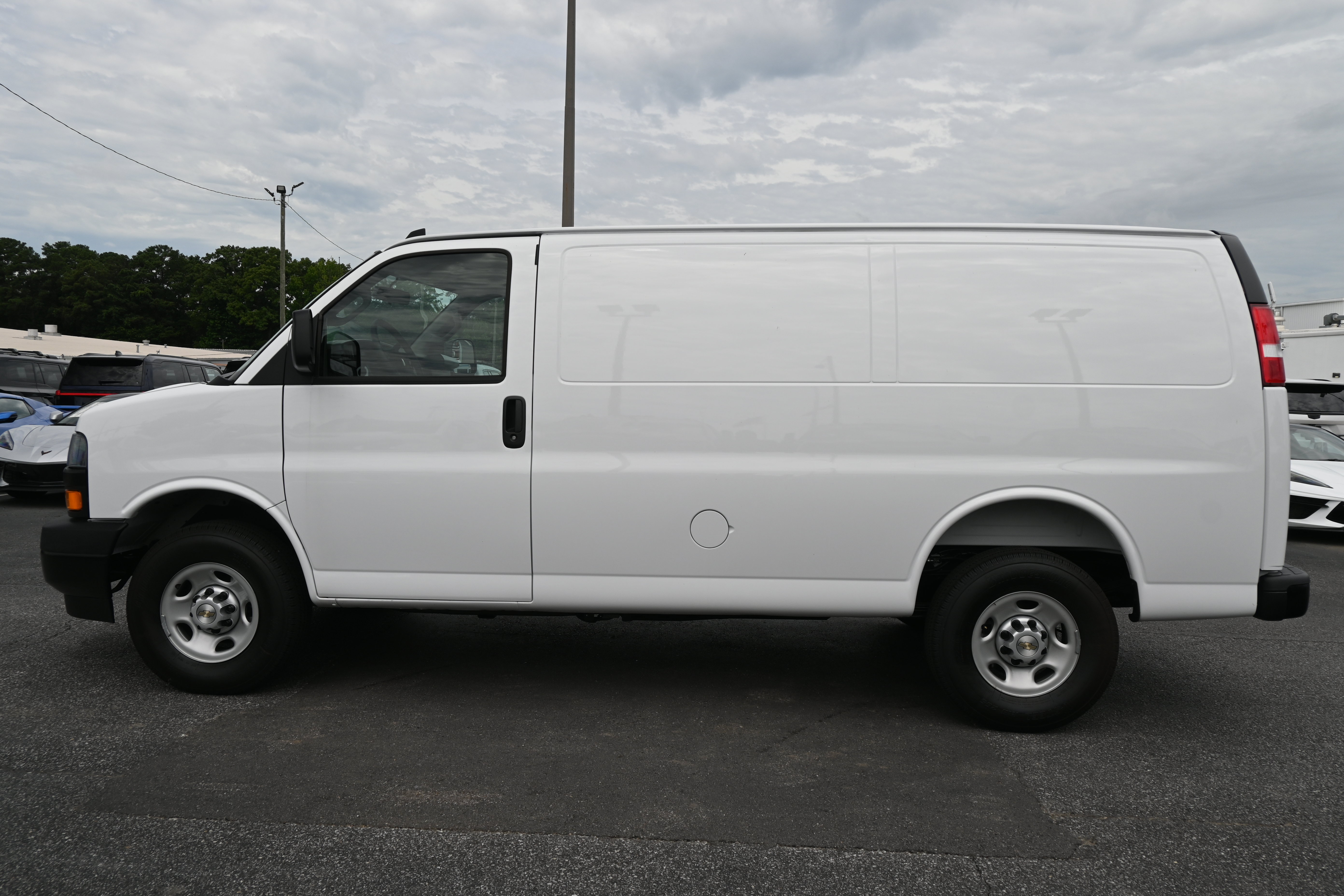 New 2025 Chevrolet Express 2500 w/ Driver Convenience Package RWD image 7