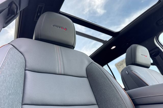 New 2026 GMC Acadia AT4 w/ Luxury Package image 20