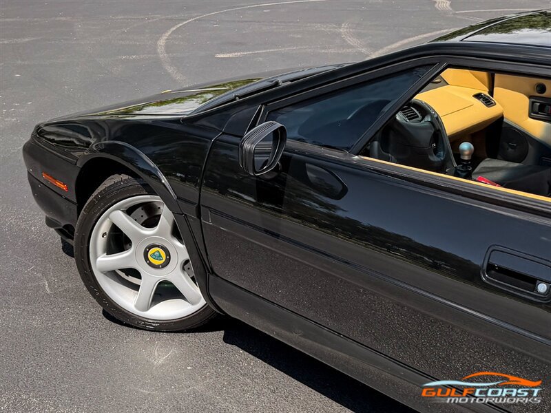 Used 2001 Lotus Esprit RWD image 38
