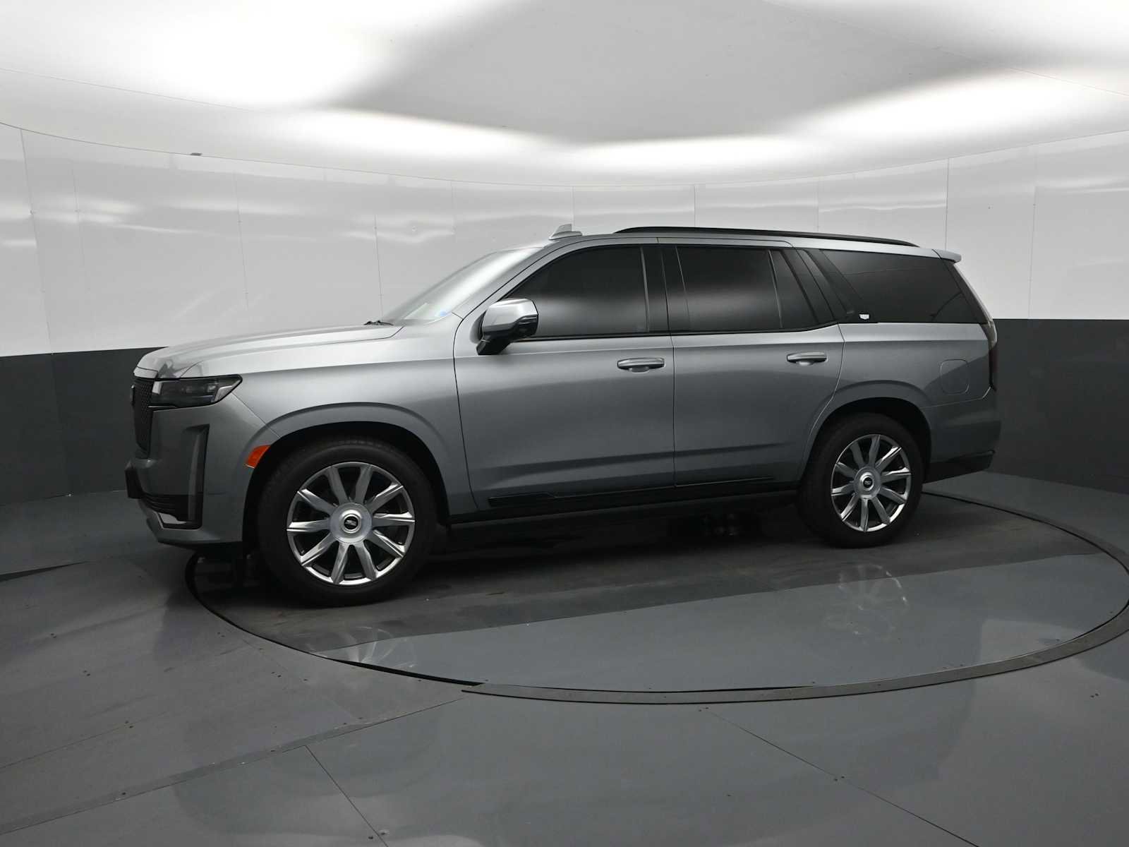 Used 2023 Cadillac Escalade Sport Platinum image 4