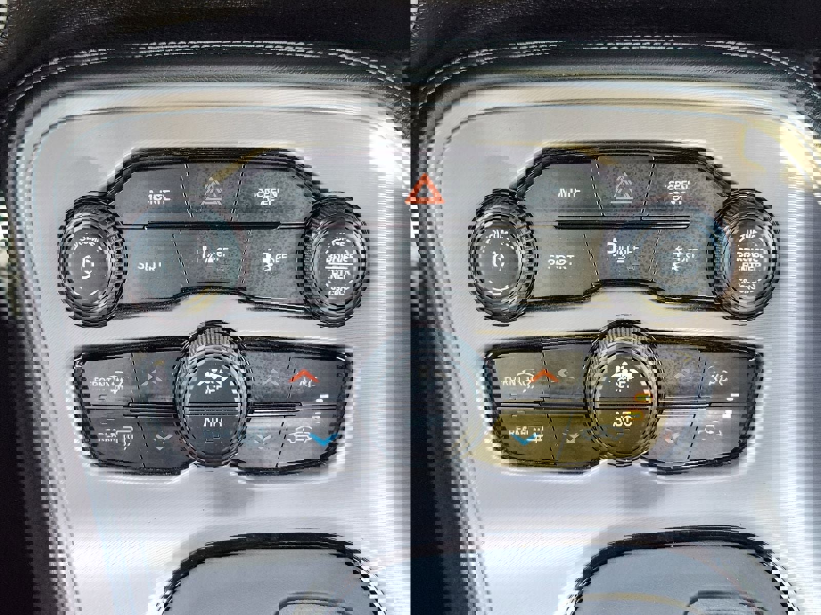 Certified 2023 Dodge Challenger R/T w/ Blacktop Package image 27