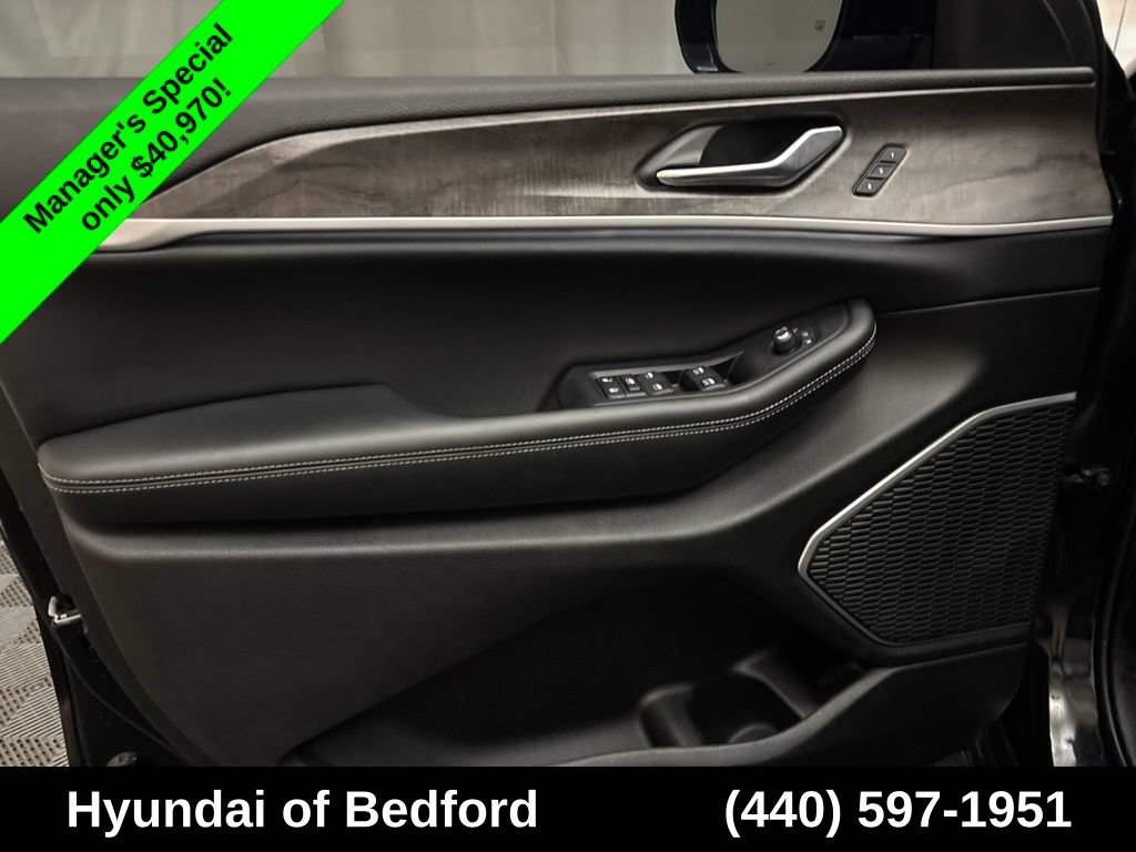 Used 2026 Jeep Grand Cherokee Limited w/ Limited Altitude Package AWD/4WD image 10