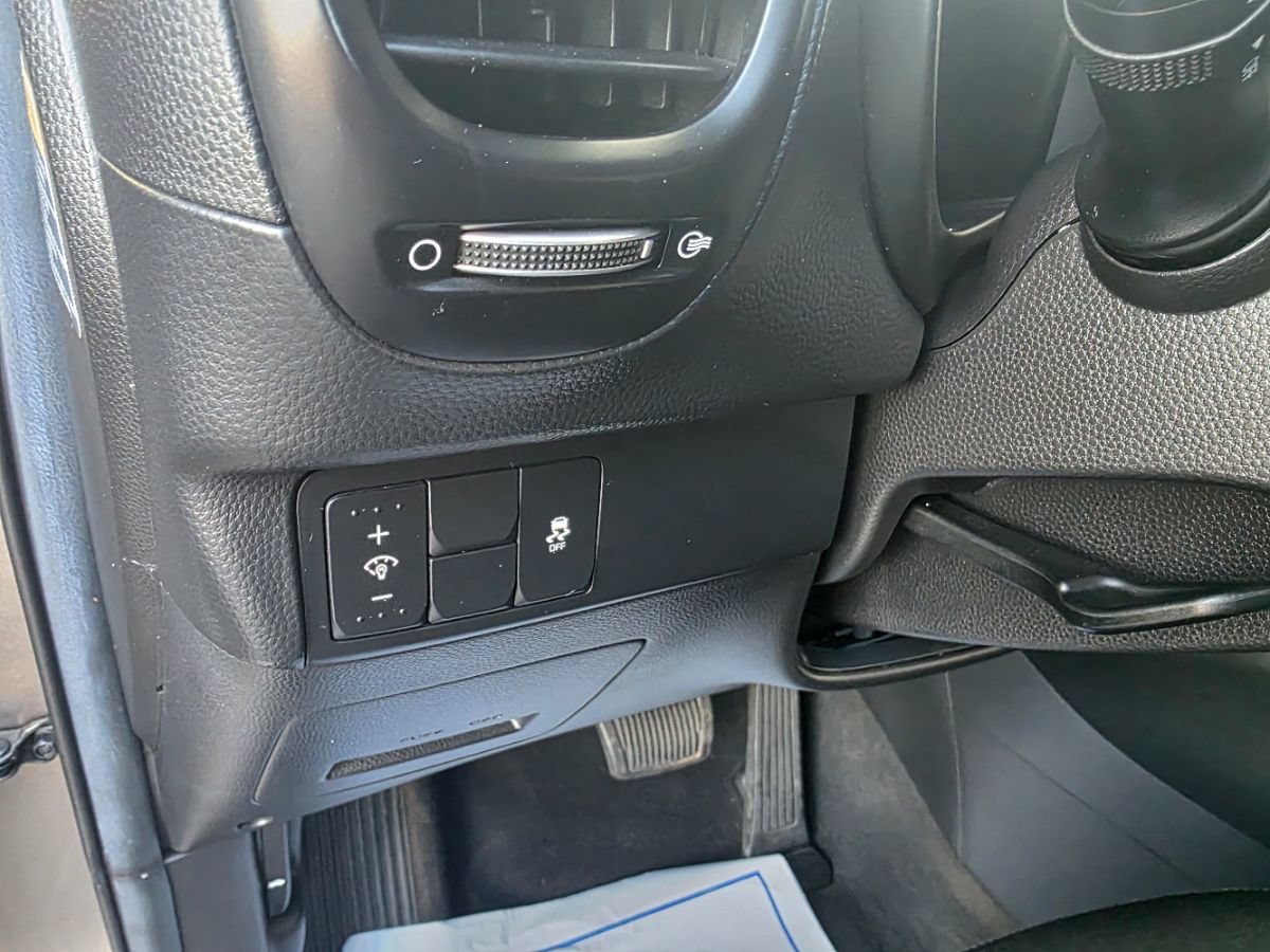 Used 2019 Kia Soul + FWD image 18