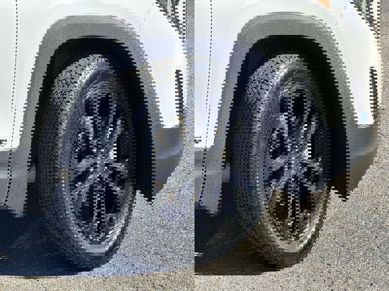 Used 2021 GMC Terrain SLE w/ Driver Convenience Package image 12