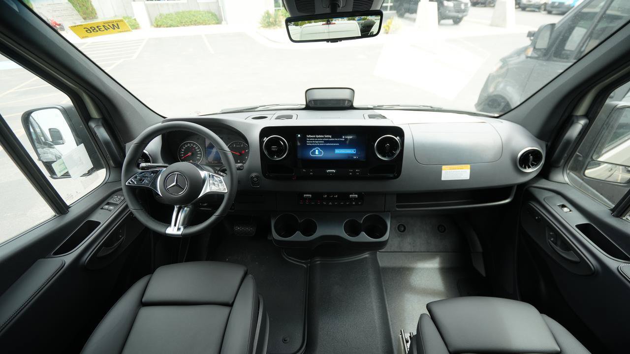 New 2026 Mercedes-Benz Sprinter 2500 image 15