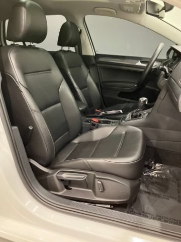 Used 2020 Volkswagen Golf 4-Door FWD image 37