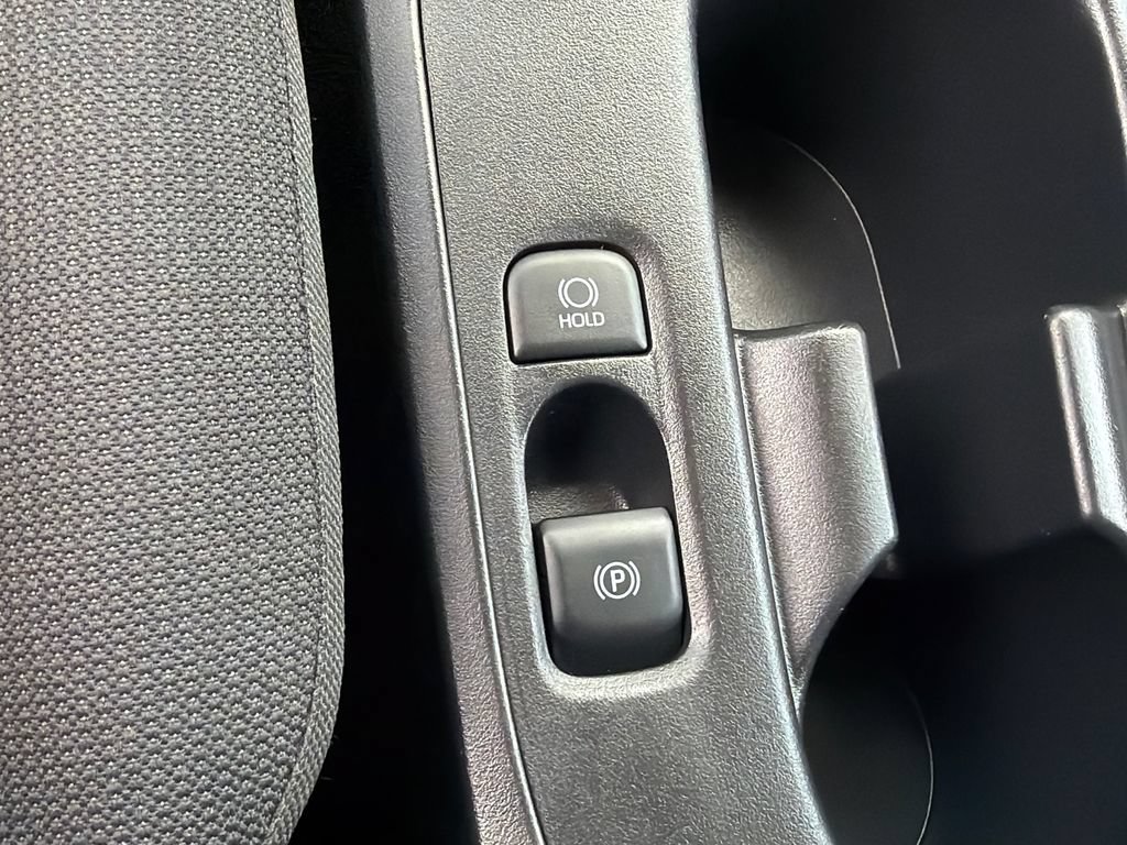 Used 2025 Toyota Corolla LE FWD image 27