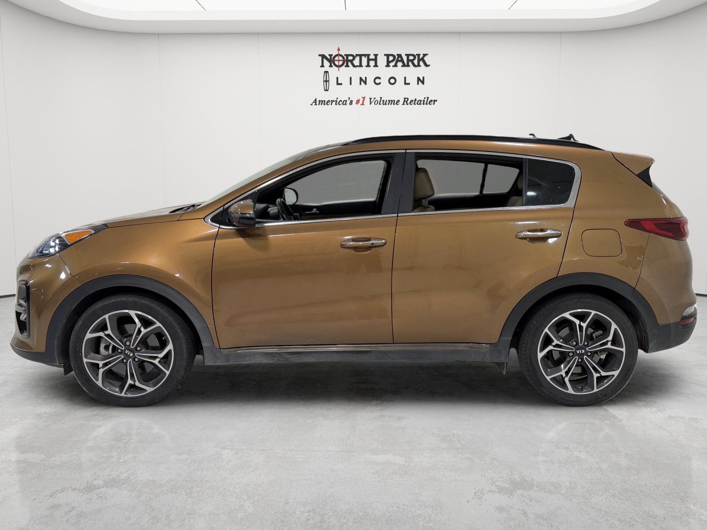 Used 2020 Kia Sportage SX FWD image 2