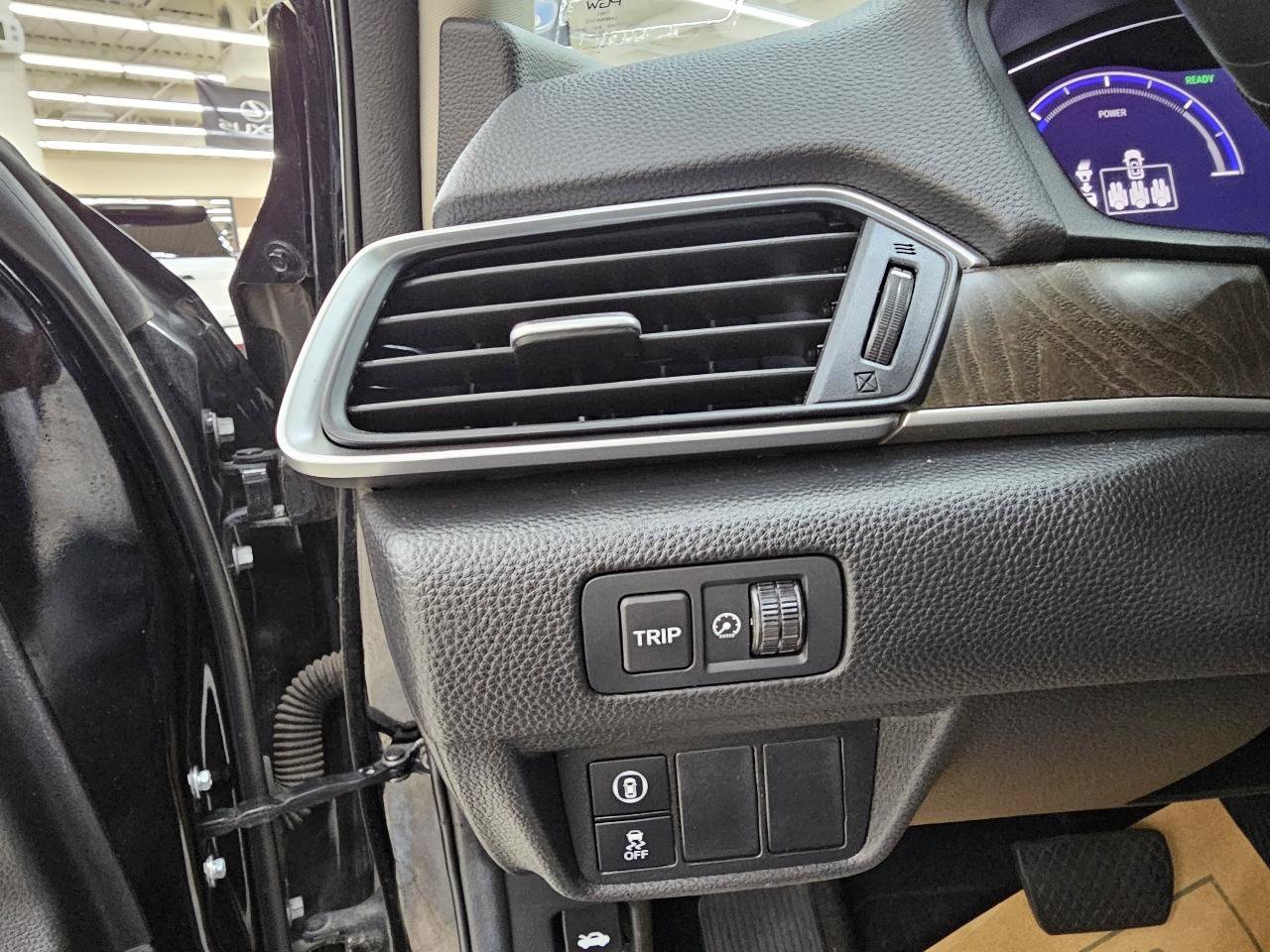 Used 2021 Honda Accord EX image 34