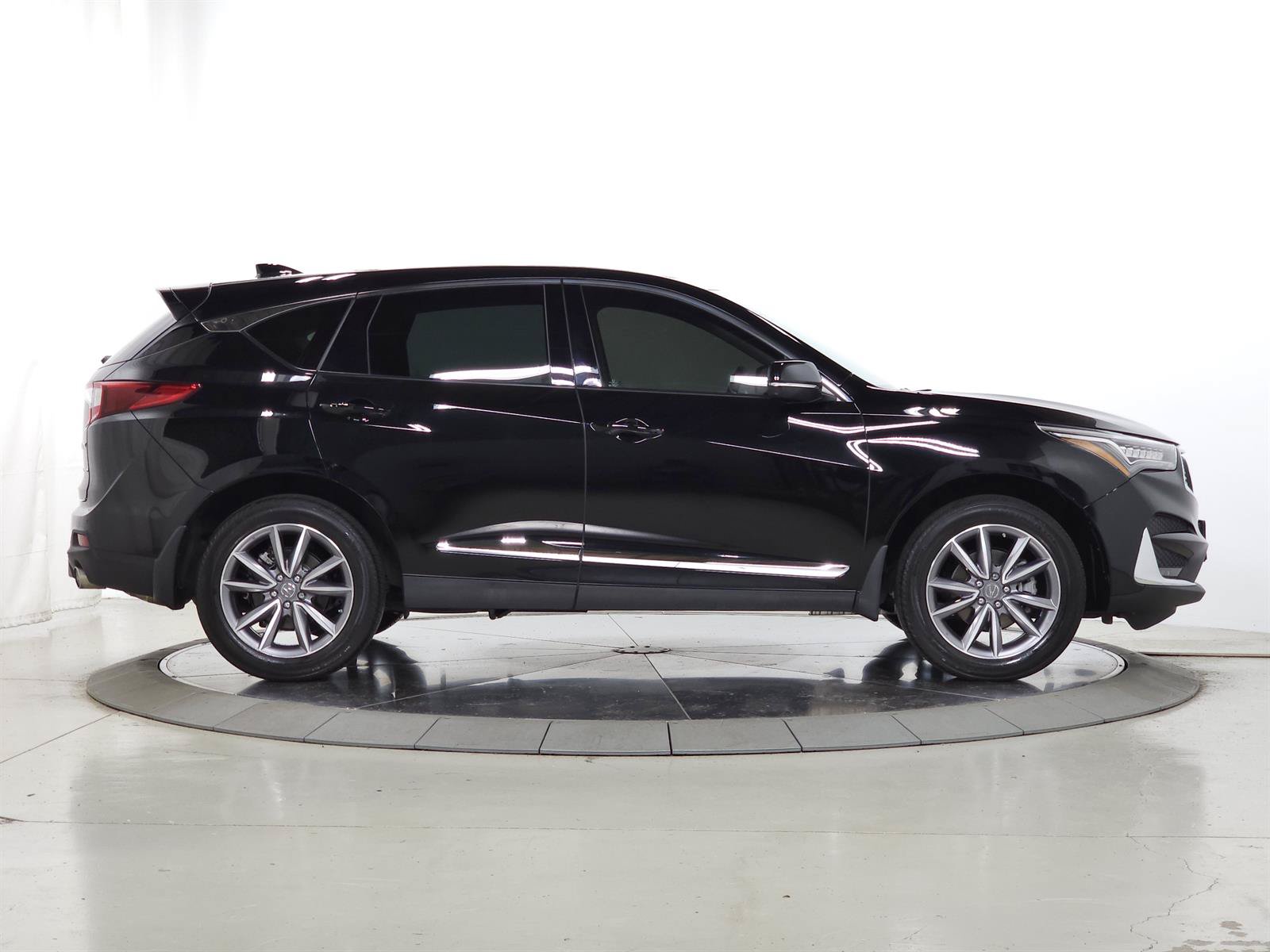 Used 2019 Acura RDX AWD w/ Technology Package image 11