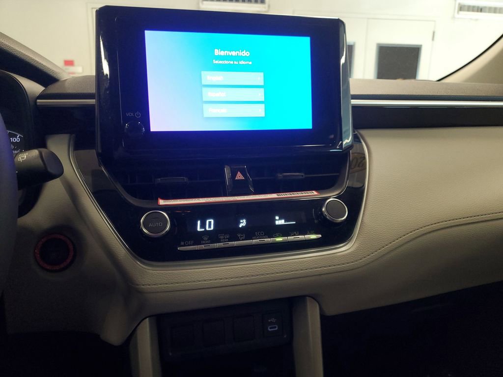 Used 2024 Toyota Corolla Cross LE image 23