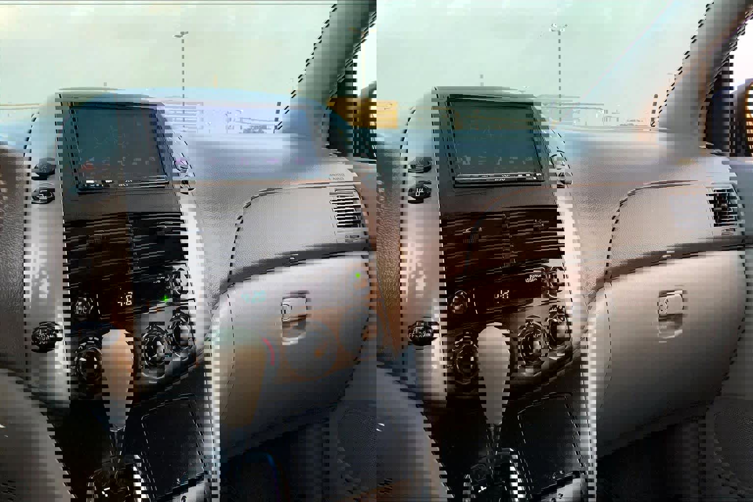 Used 2008 Toyota Sienna LE image 35