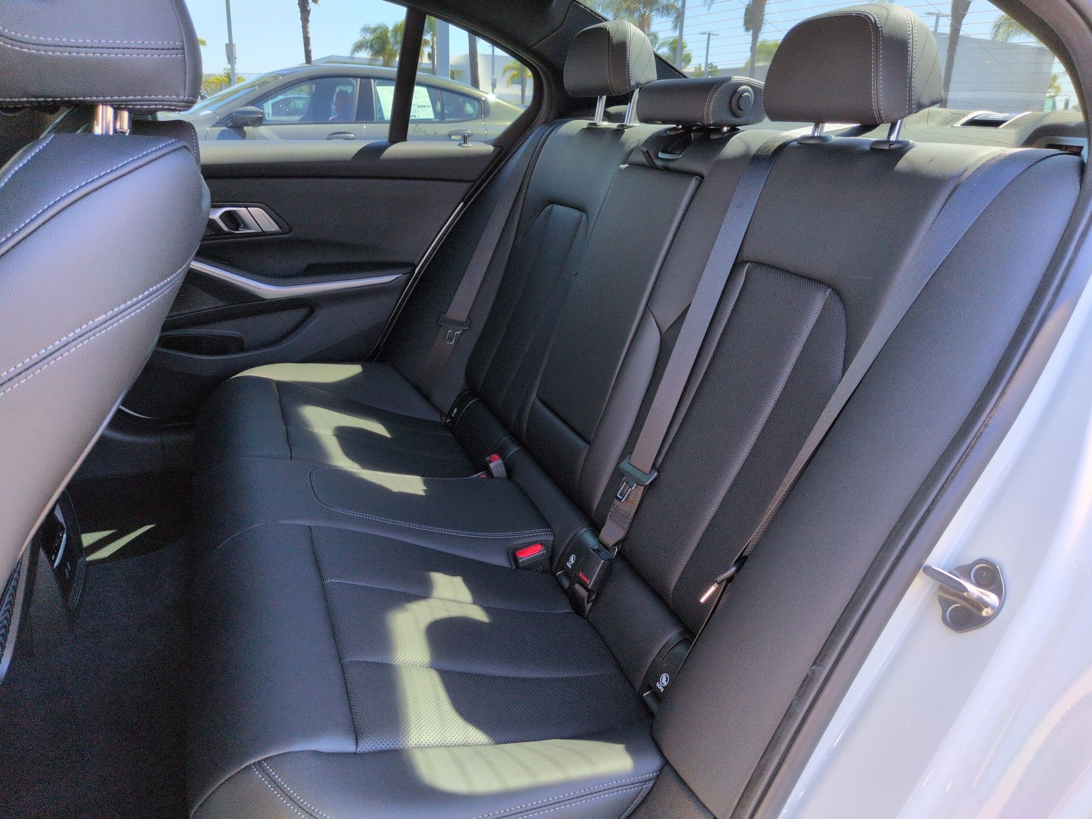 Used 2023 BMW 330e w/ Premium Package image 31