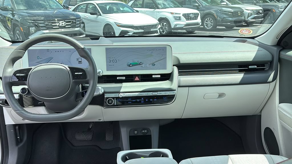 Used 2024 Hyundai Ioniq 5 Limited AWD/4WD image 12