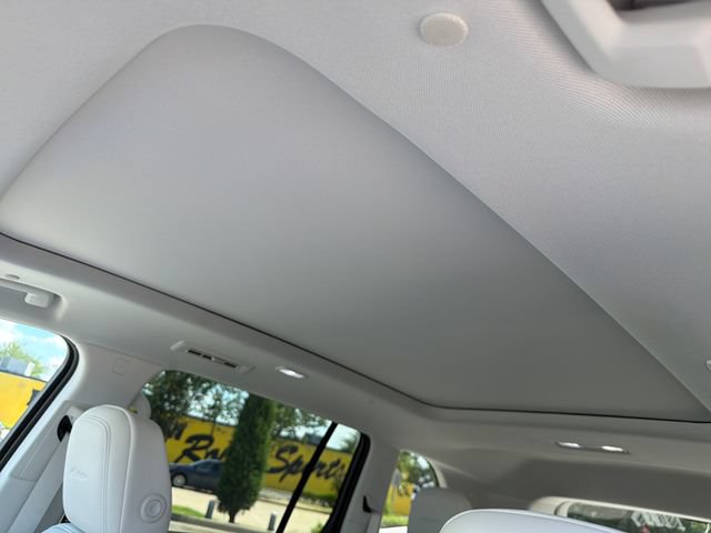 New 2026 Buick Enclave Avenir w/ Super Cruise Package FWD image 15