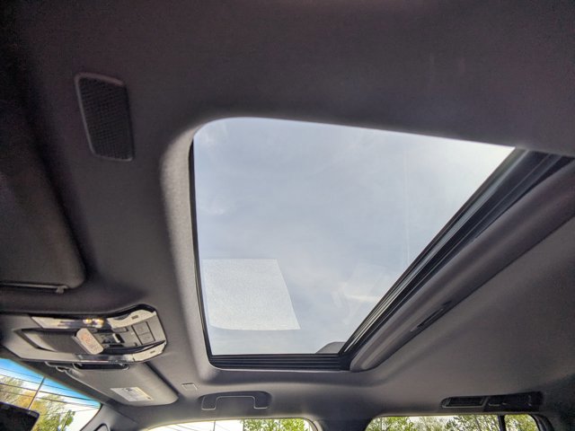 Used 2025 Toyota Land Cruiser w/ Premium Package image 15