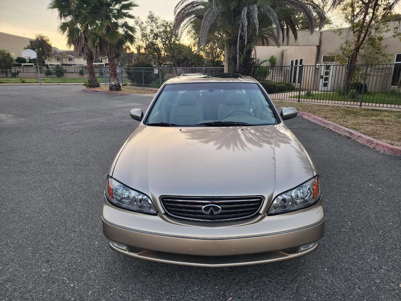 Used 2004 INFINITI I35 Base 4dr Sedan FWD image 3