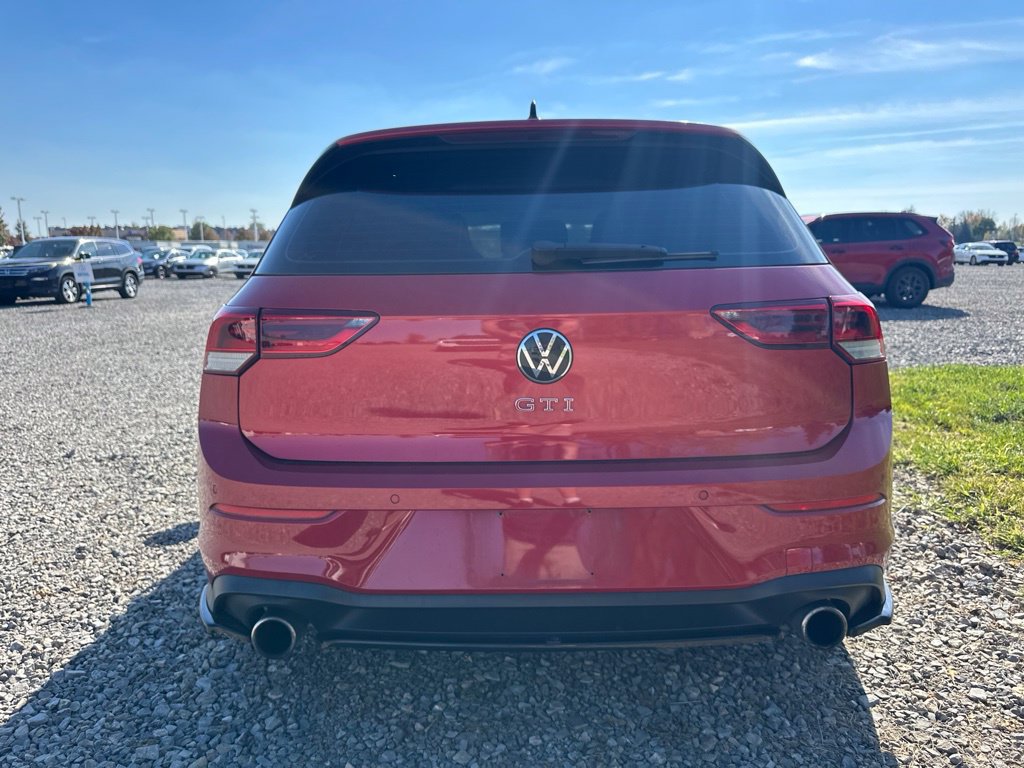 Used 2022 Volkswagen GTI SE FWD image 10