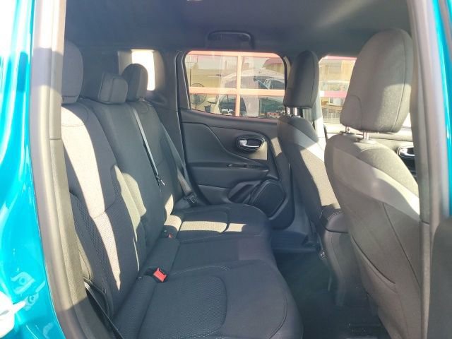 Used 2022 Jeep Renegade Altitude image 25