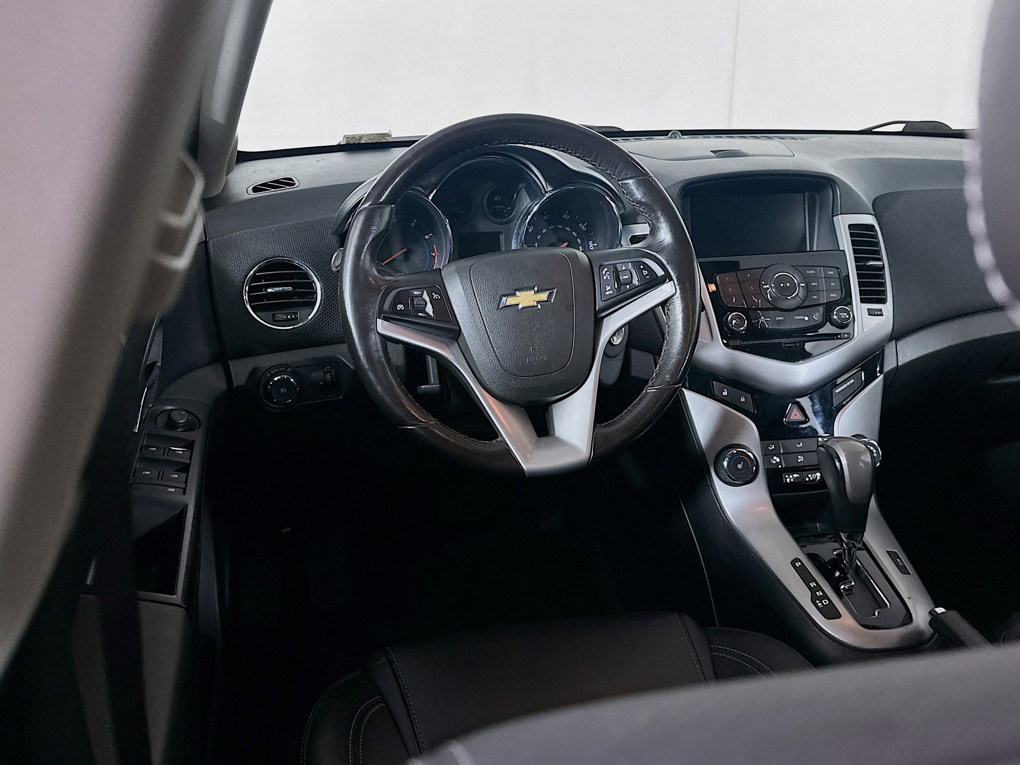 Used 2014 Chevrolet Cruze LT w/ RS Package image 17