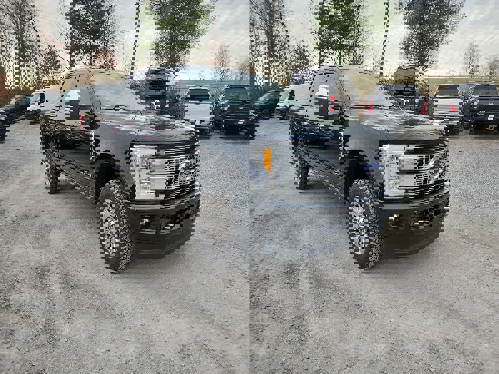 Used 2018 Ford F250 Platinum w/ Platinum Ultimate Package image 7