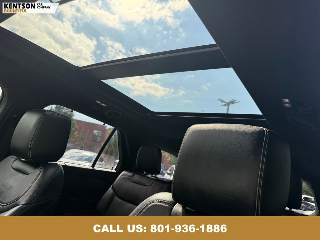 Used 2021 Ford Explorer ST w/ ST Street Pack image 31