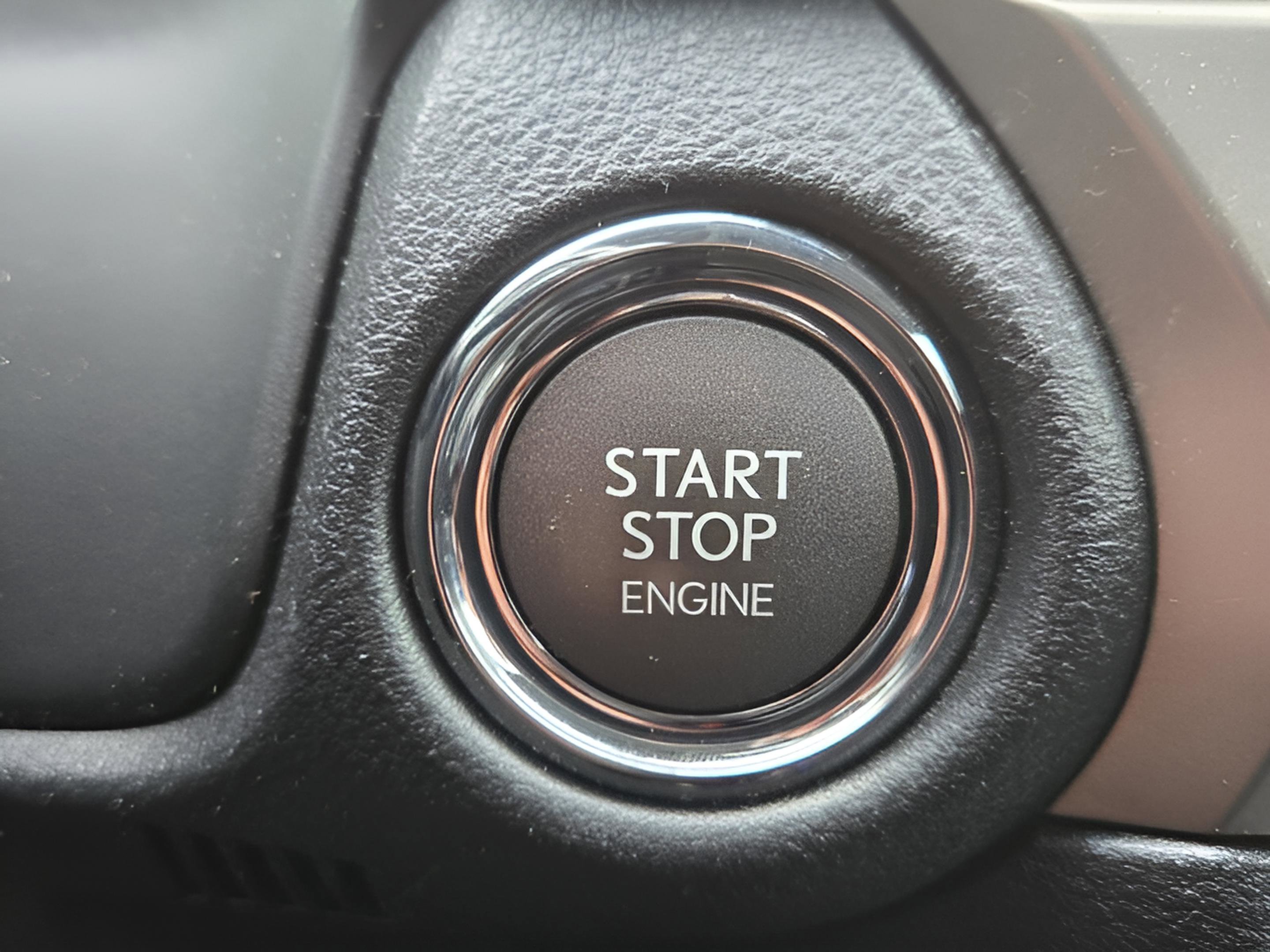 Used 2016 Lexus ES 350 w/ Navigation System Package image 19