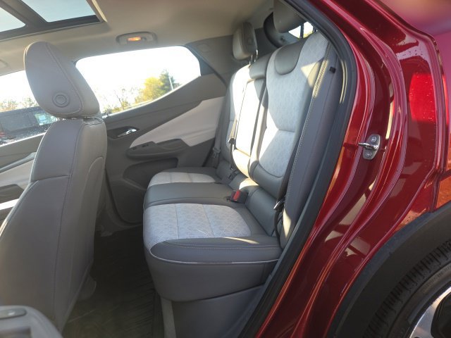 Used 2023 Chevrolet Bolt EUV Premier w/ Sun & Sound Package FWD image 14