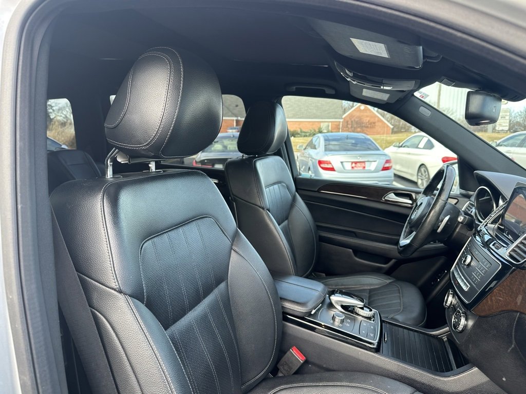 Used 2018 Mercedes-Benz GLS 450 4MATIC image 27