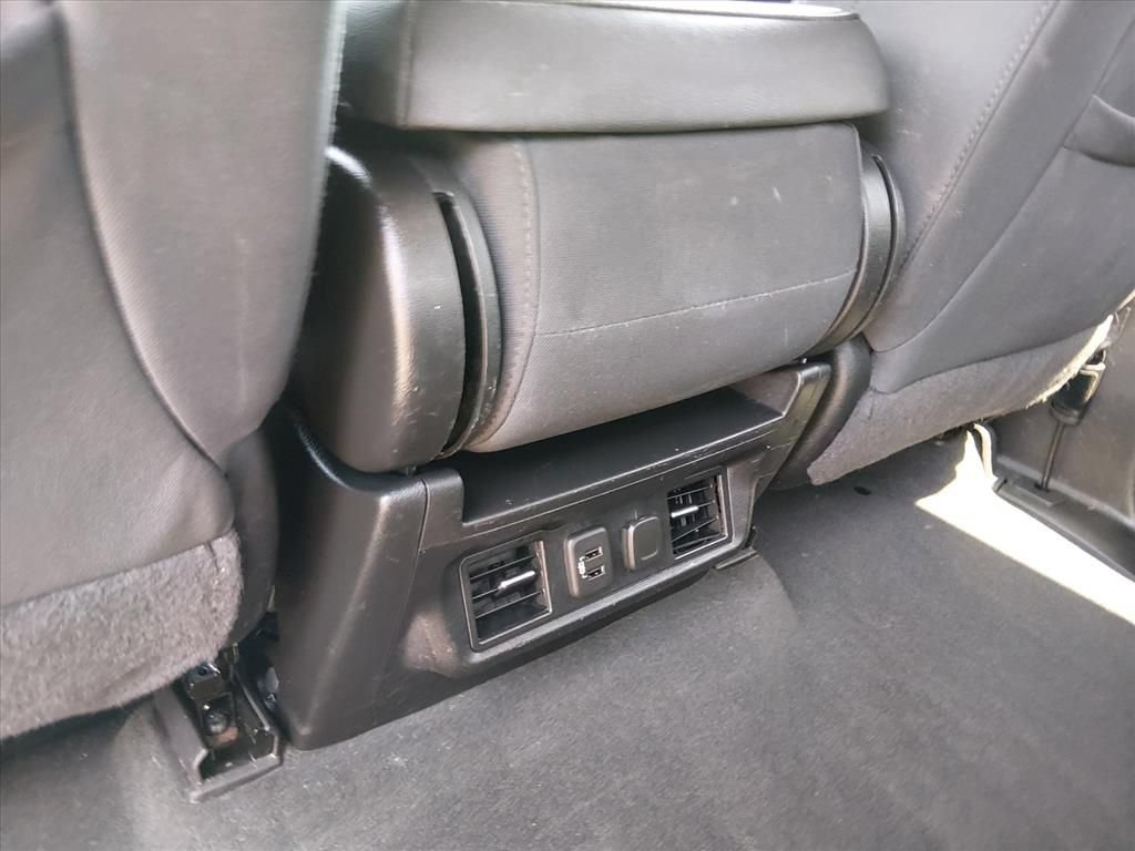Used 2021 Chevrolet Silverado 1500 LT AWD/4WD image 13