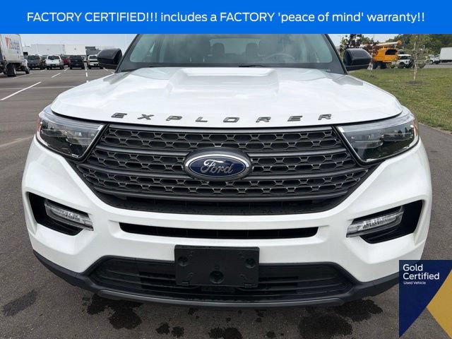 Used 2023 Ford Explorer XLT w/ Equipment Group 202A AWD/4WD image 4