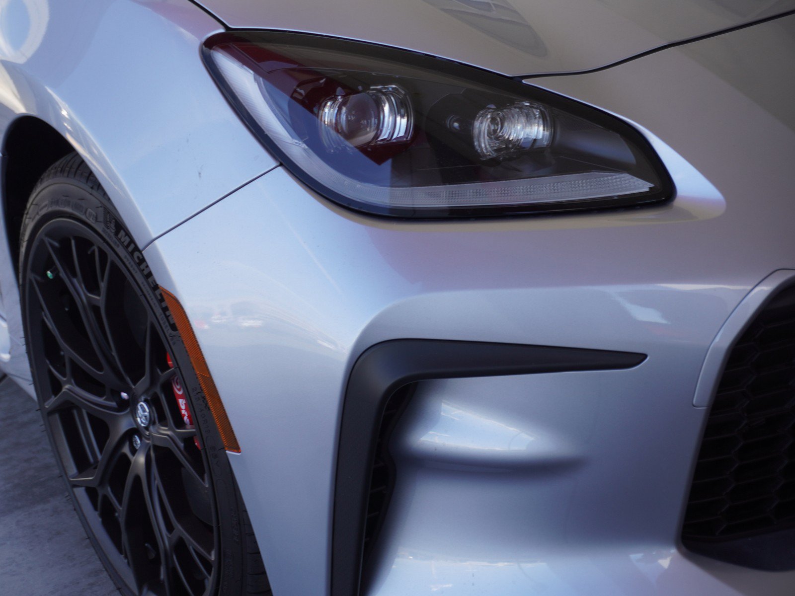 New 2026 Toyota GR86 Premium RWD image 3