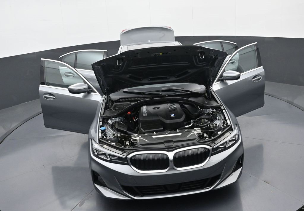 Used 2025 BMW 330i xDrive Sedan image 37