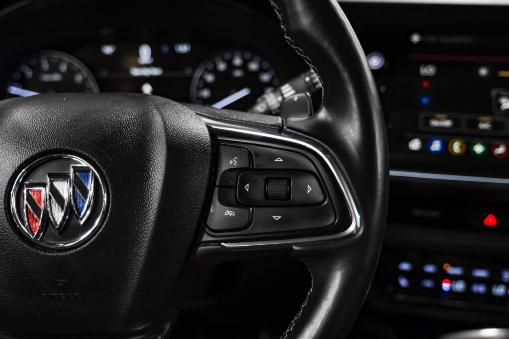Used 2023 Buick Envision Essence w/ Sport Touring Package FWD image 17