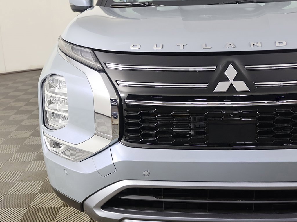 New 2026 Mitsubishi Outlander SE image 15