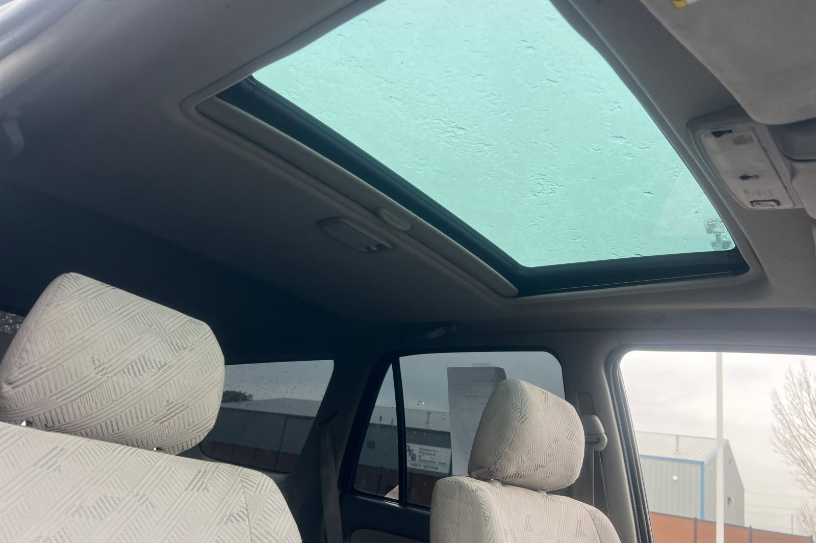 Used 2001 Toyota 4Runner SR5 image 14