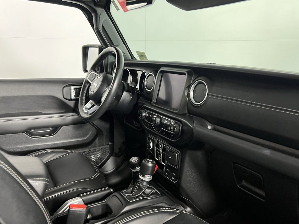 Certified 2022 Jeep Wrangler Unlimited Sahara w/ LED Lighting Group image 33