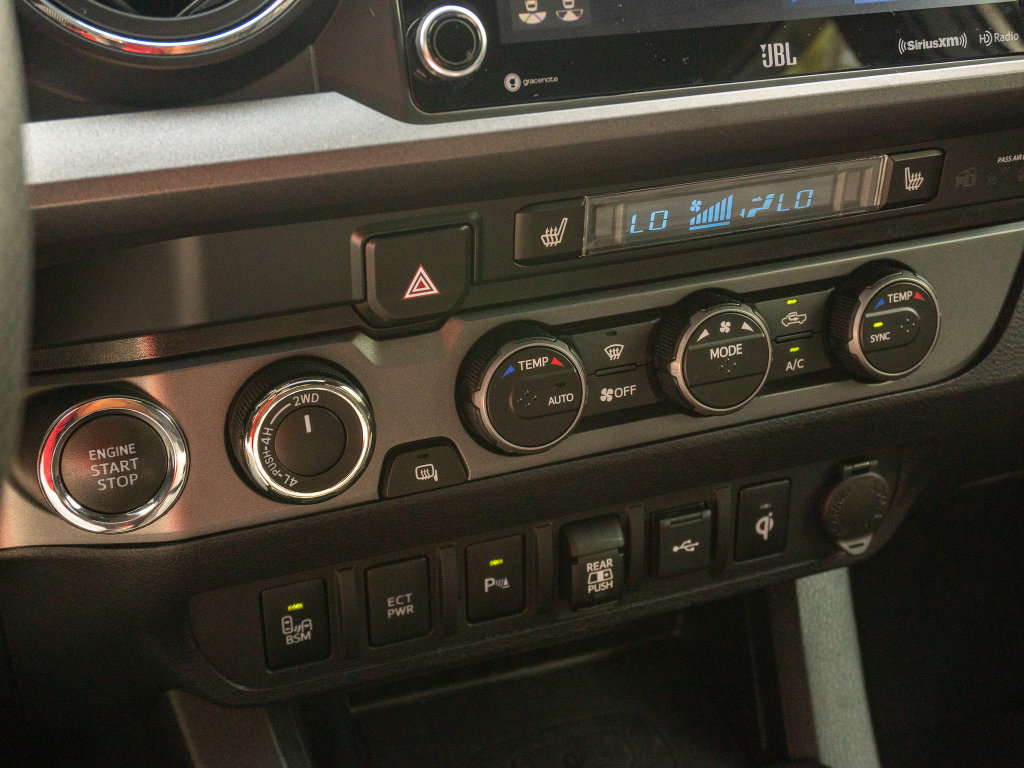Used 2020 Toyota Tacoma TRD Pro AWD/4WD image 27