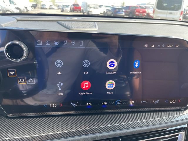 New 2027 Chevrolet Traverse Z71 w/ Enhanced Driving Package AWD/4WD image 16