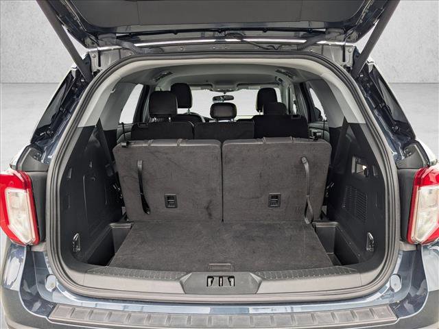 Used 2023 Ford Explorer XLT w/ Equipment Group 202A image 6