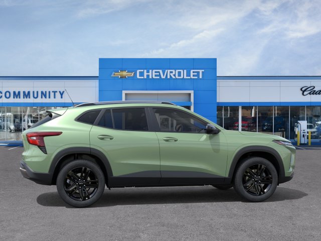New 2026 Chevrolet Trax ACTIV w/ Sunroof Package FWD image 7