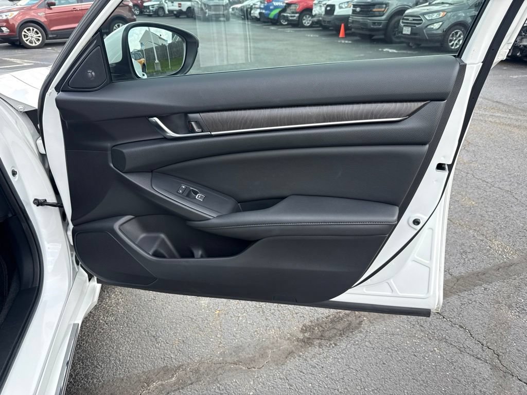 Used 2020 Honda Accord EX-L image 30