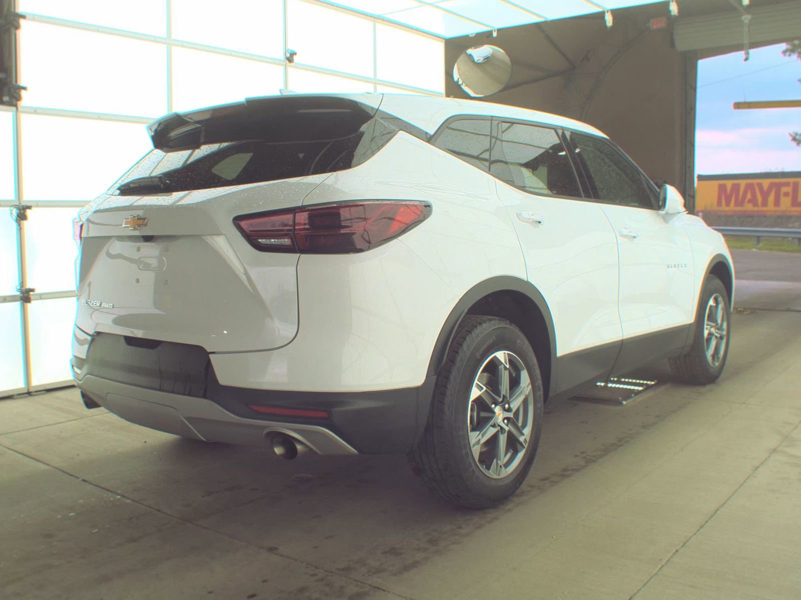 Used 2025 Chevrolet Blazer LT AWD/4WD image 5