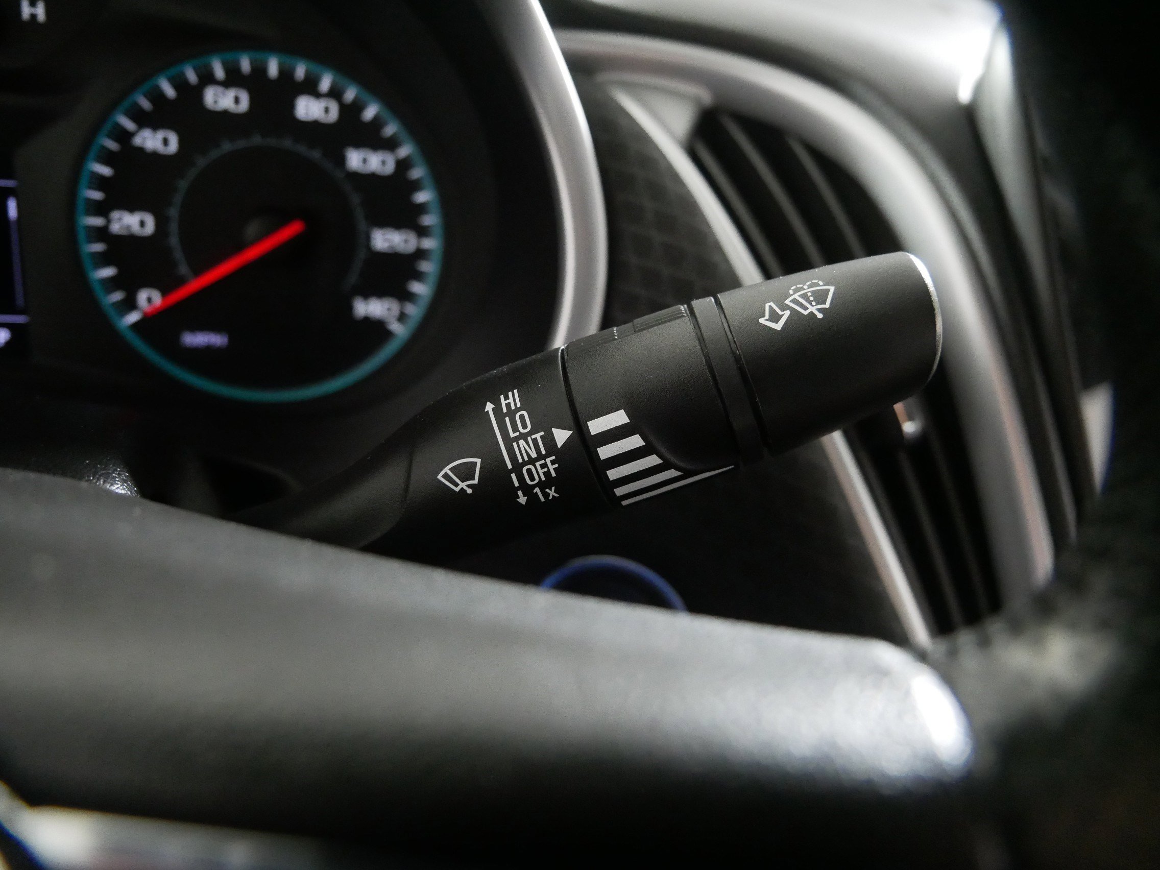 Used 2023 Chevrolet Malibu LS image 31