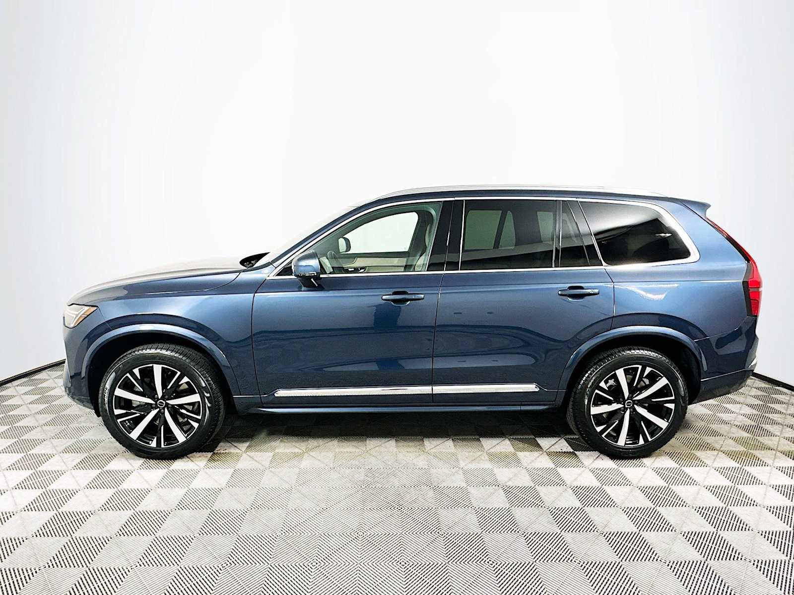 New 2026 Volvo XC90 B5 Core image 4
